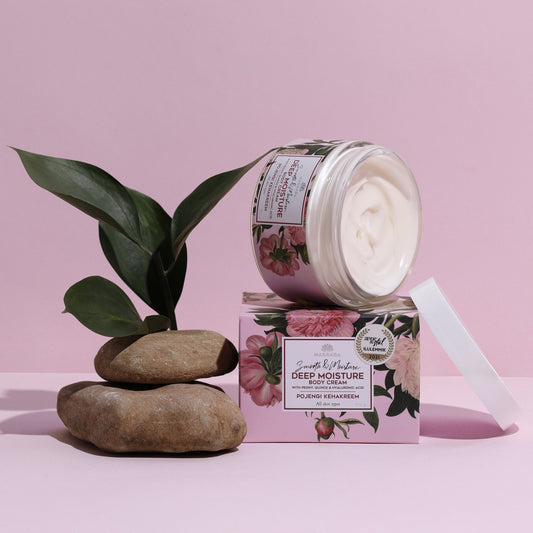 Crème à la pivoine, avec sa boîte. Pot ouvert et visualisation de la texture de la crème