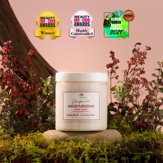 Masque capillaire à la rhubarbe, pot avec logos de récompenses.